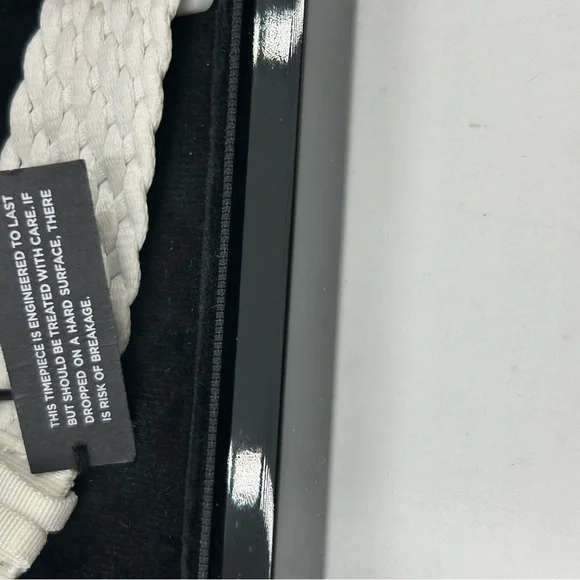 Men's Tom Ford ocean plastic 40 mm quartz watch made in Switzerland - Picture 11 of 11